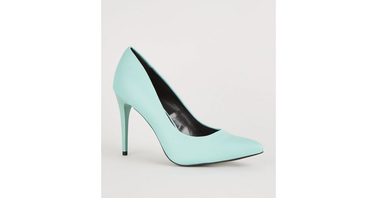 Mint Green Pointed Court Shoes New Look