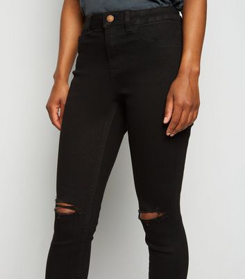 black jeans short leg