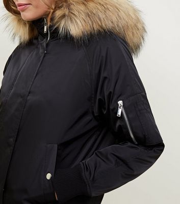 Black bomber fur hood online