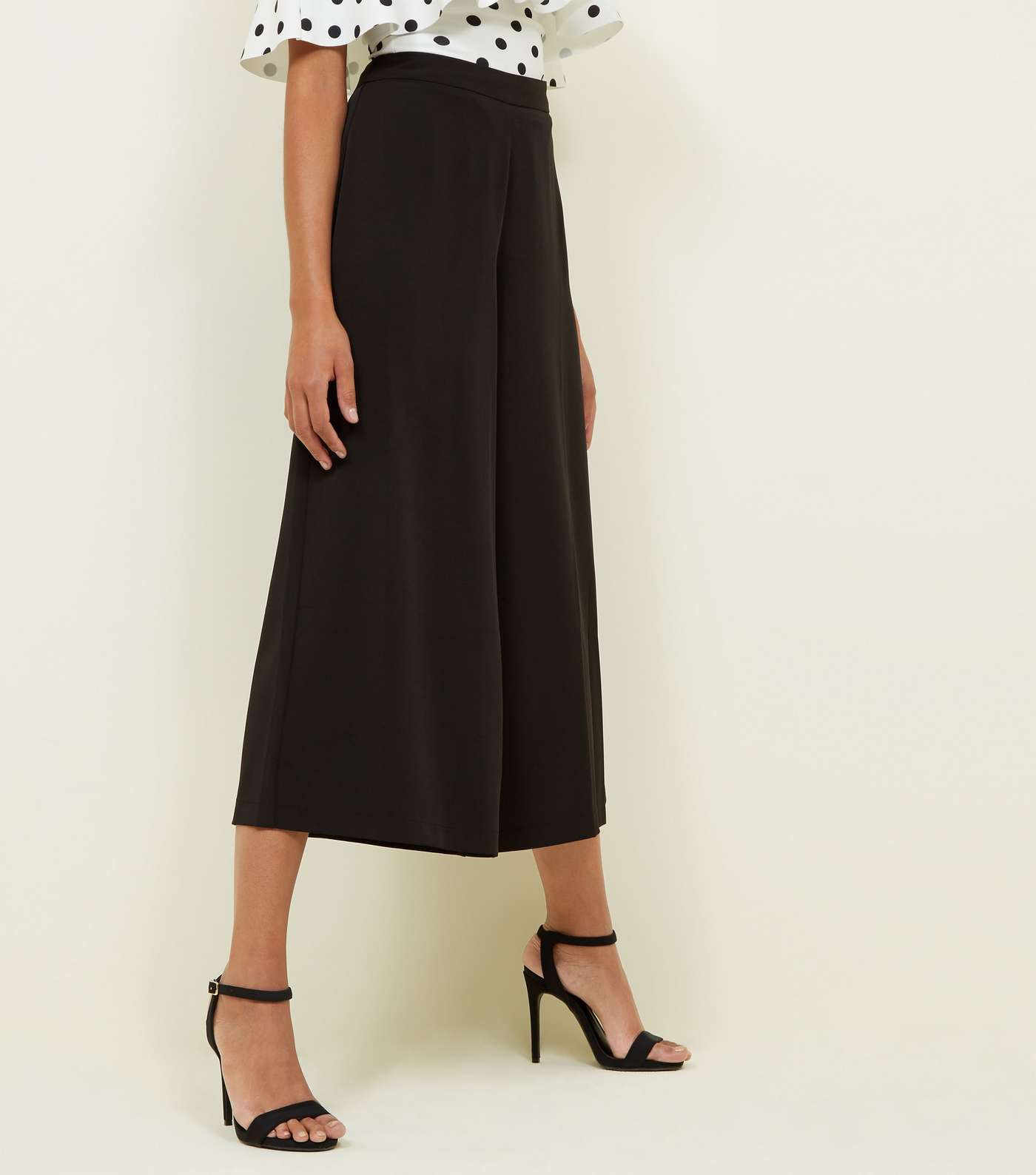 Black Cropped Wide Leg Trousers Image 2
