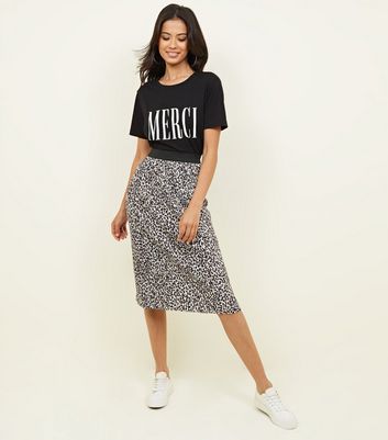 new look leopard skirt