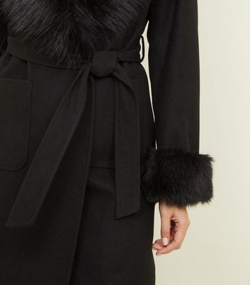 black detachable faux fur trim coat