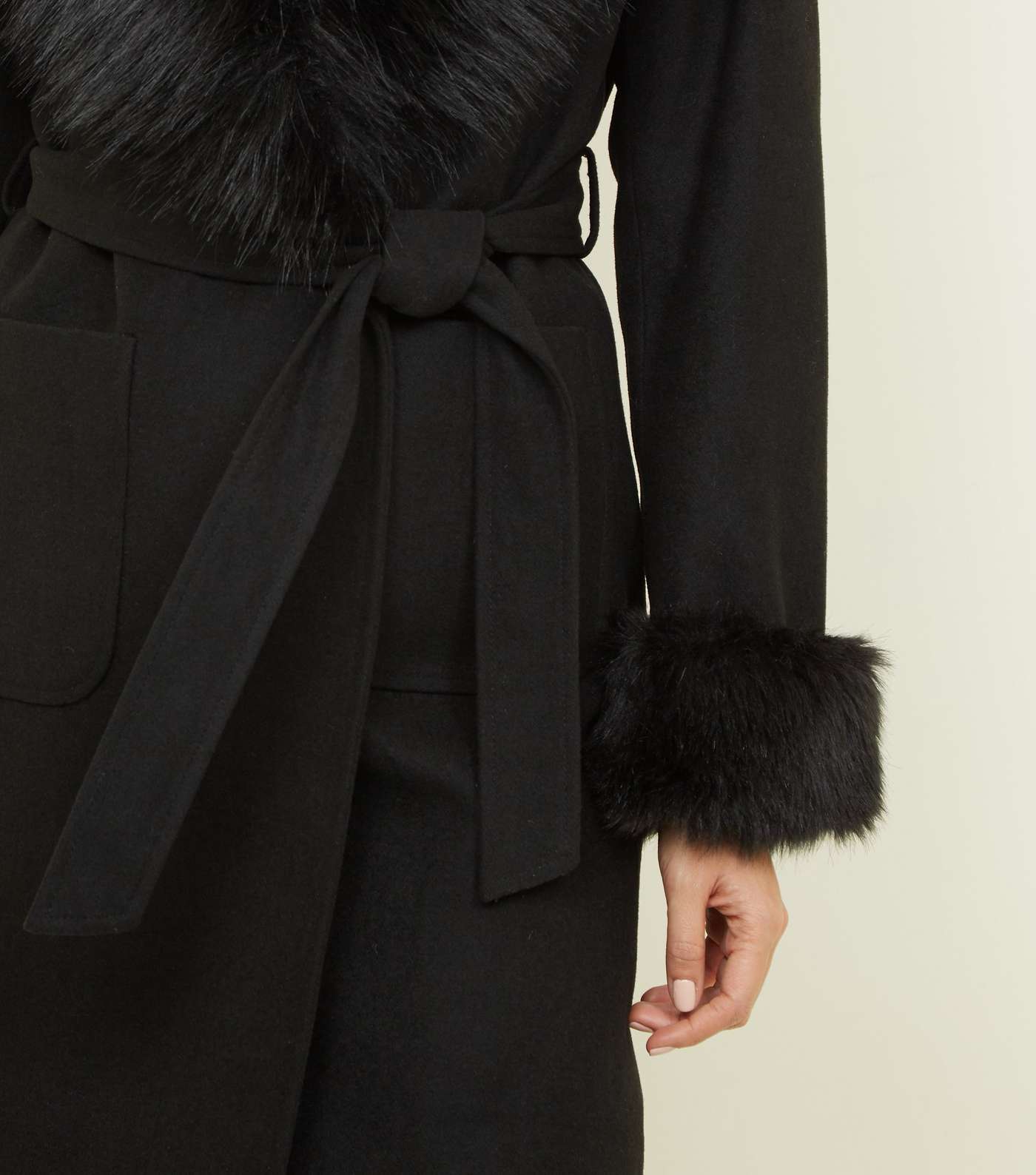 Black Detachable Faux Fur Trim Coat Image 6