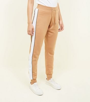 camel joggers womens