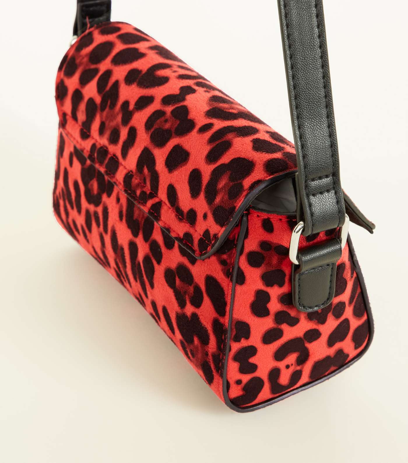 Red Leopard Print Cross Body Bag Image 4