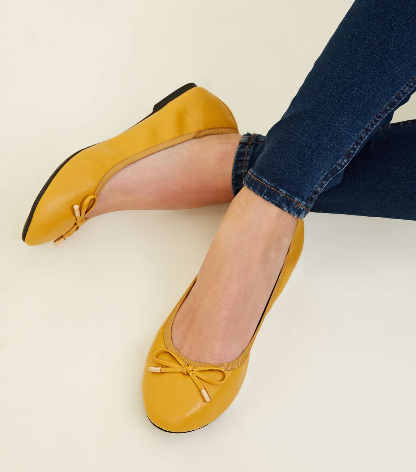 Wide Fit Mustard Bow Front Elasticated Ballet Pumps Image 2
