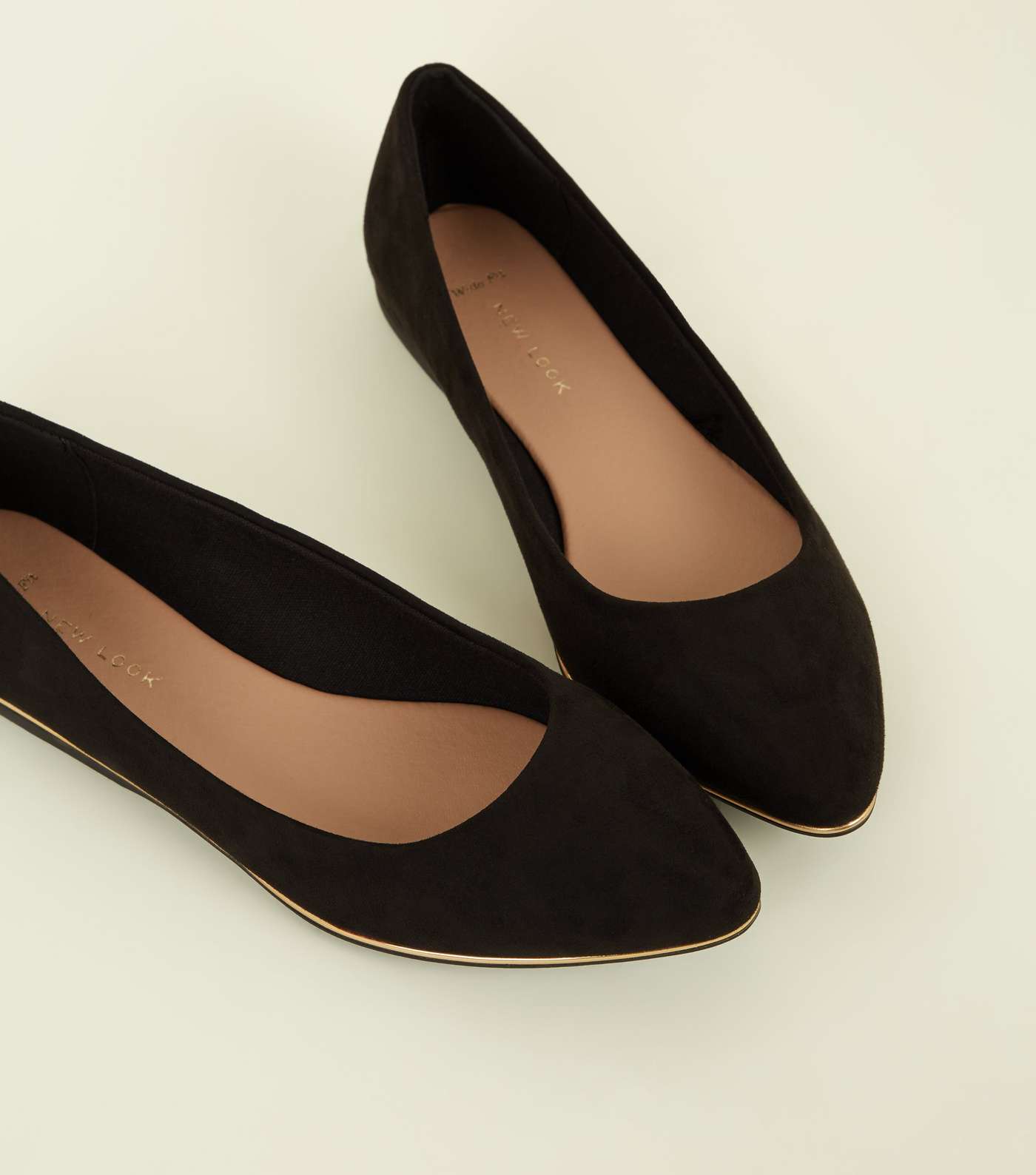 Wide Fit Black Piped Edge Pointed Pumps Image 4