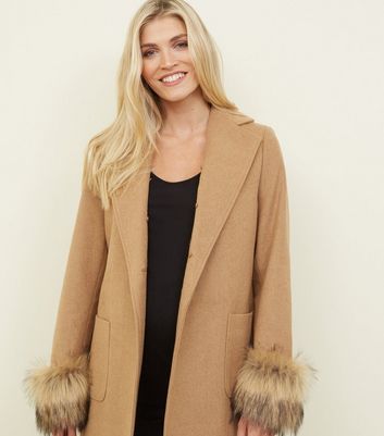 camel detachable faux fur trim coat