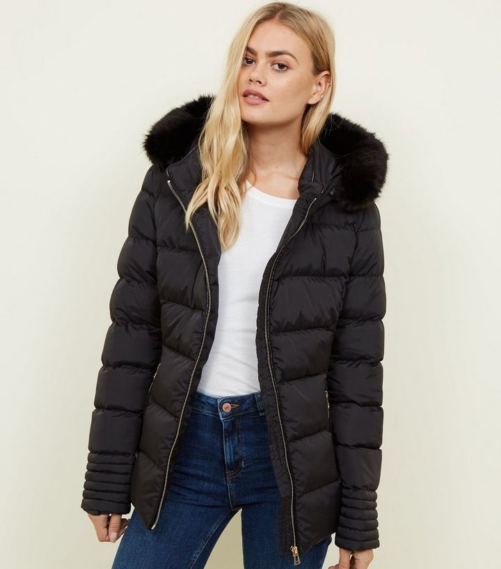 Blue Vanilla Schwarze E Jacke Mit Fake Fur Kapuze New Look Blue Vanilla Schwarze E Jacke, Blue Vanilla Black Faux Fur Hooded Puffer Coat