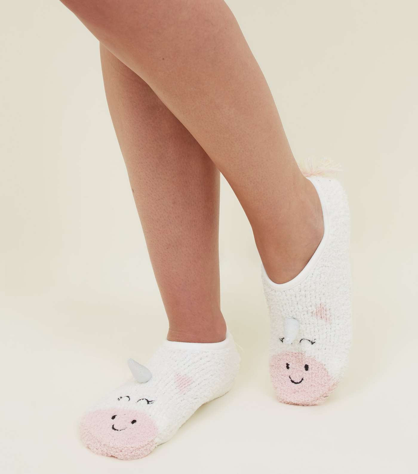 White 3D Unicorn Slipper Socks Image 2