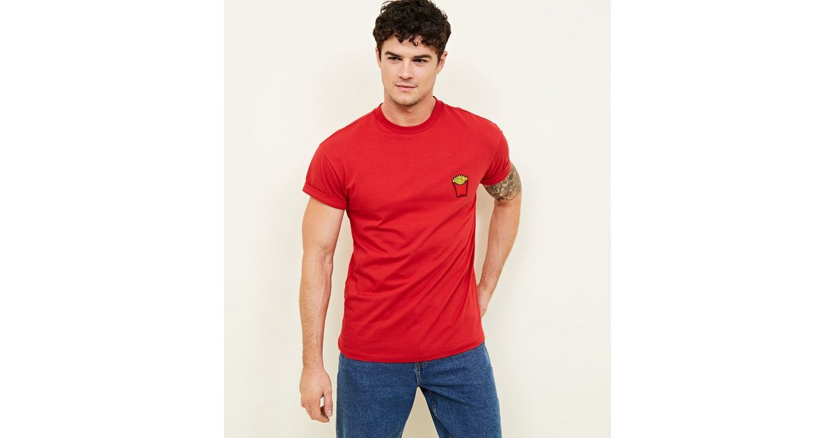 Rotes T Shirt Mit Pommes Stickerei New Look