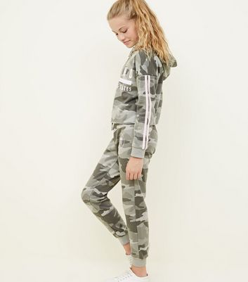 girls camo joggers