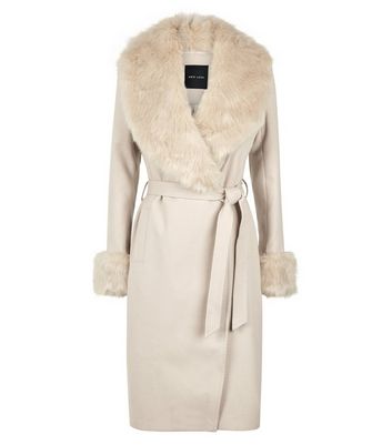 cream faux fur collar coat