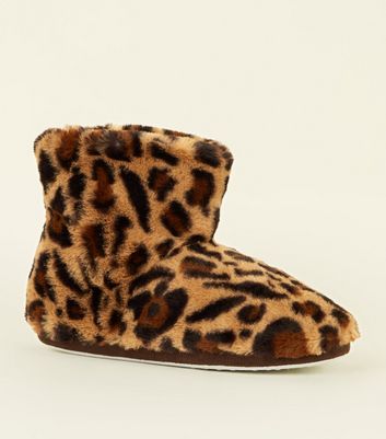 new look slipper boots