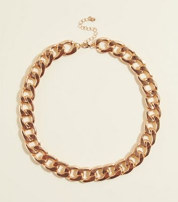 Chunky gold necklace new deals look