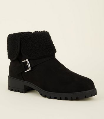 Girls Black Suedette Teddy Lined Ankle Boots New Look