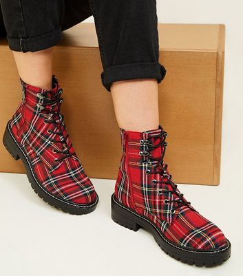 new look tartan boots