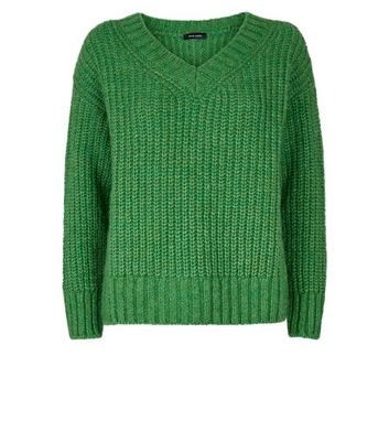 green v neck jumper womens