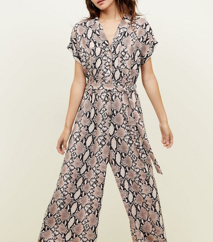 Brauner Jumpsuit Mit Schlangenmuster New Look