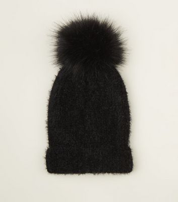 Schwarze Mütze Mit Bommel Schwarze Mütze Mit Bommel