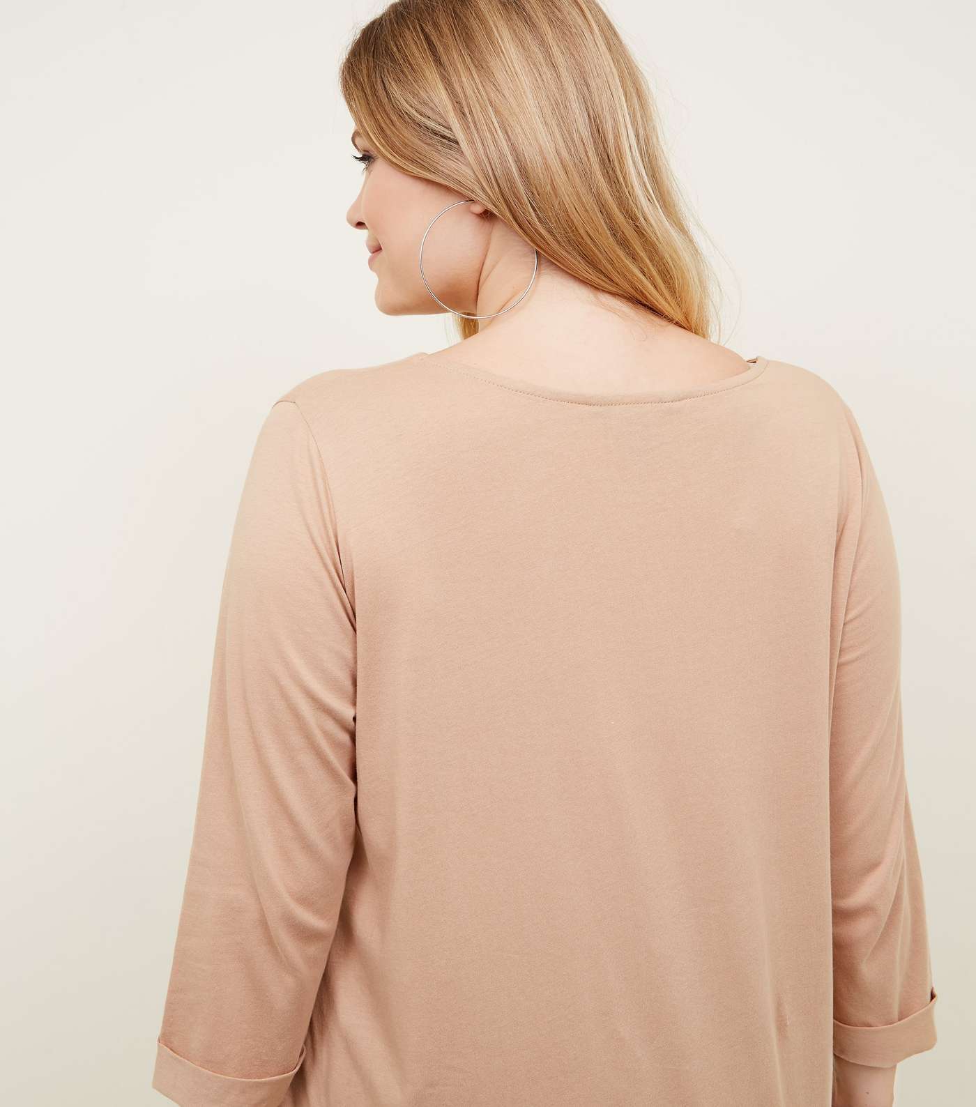 Curves Camel Pocket Front Slouchy T-Shirt Image 3