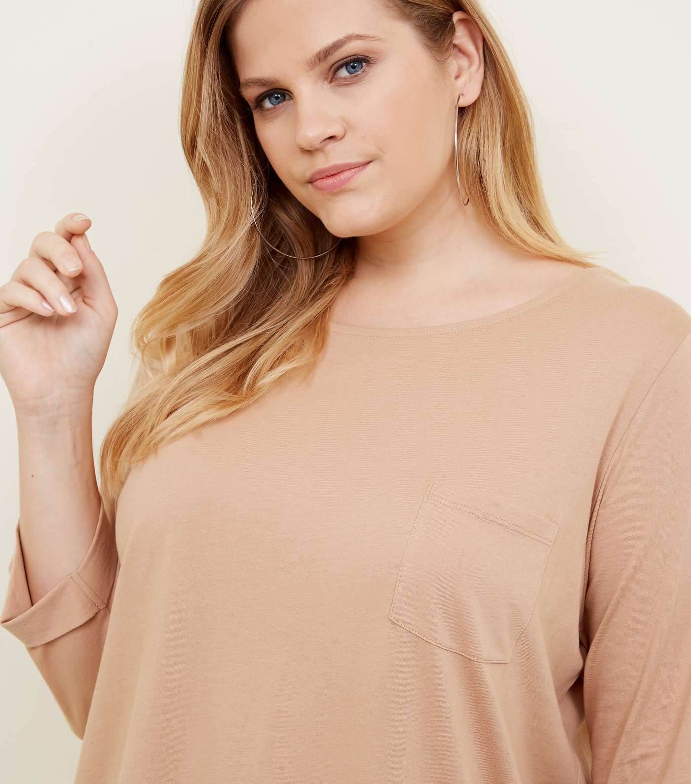 Curves Camel Pocket Front Slouchy T-Shirt Image 5