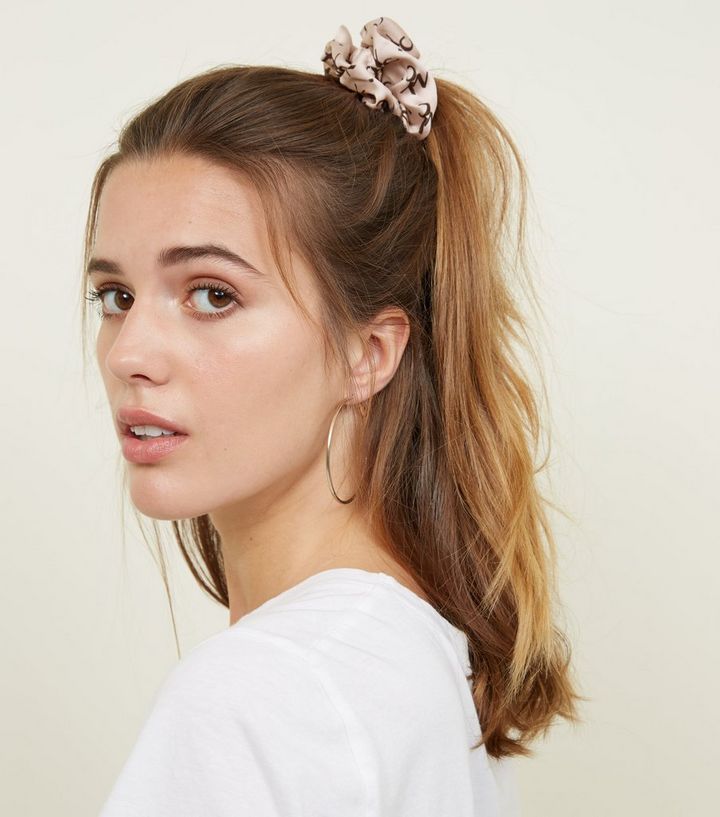 Light Brown Nyc Print Scrunchie New Look