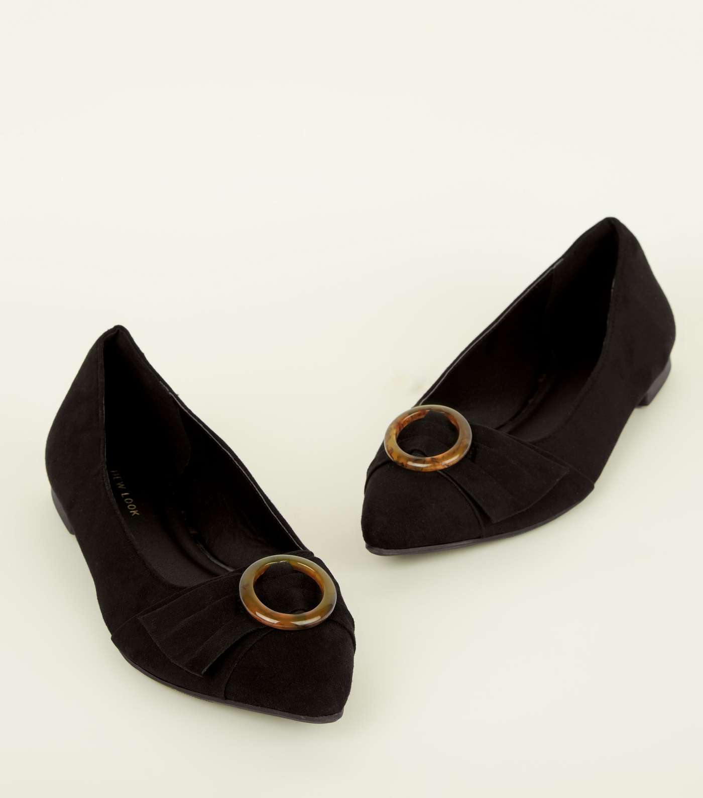 Black Resin Ring Strap Pointed Pumps Image 3
