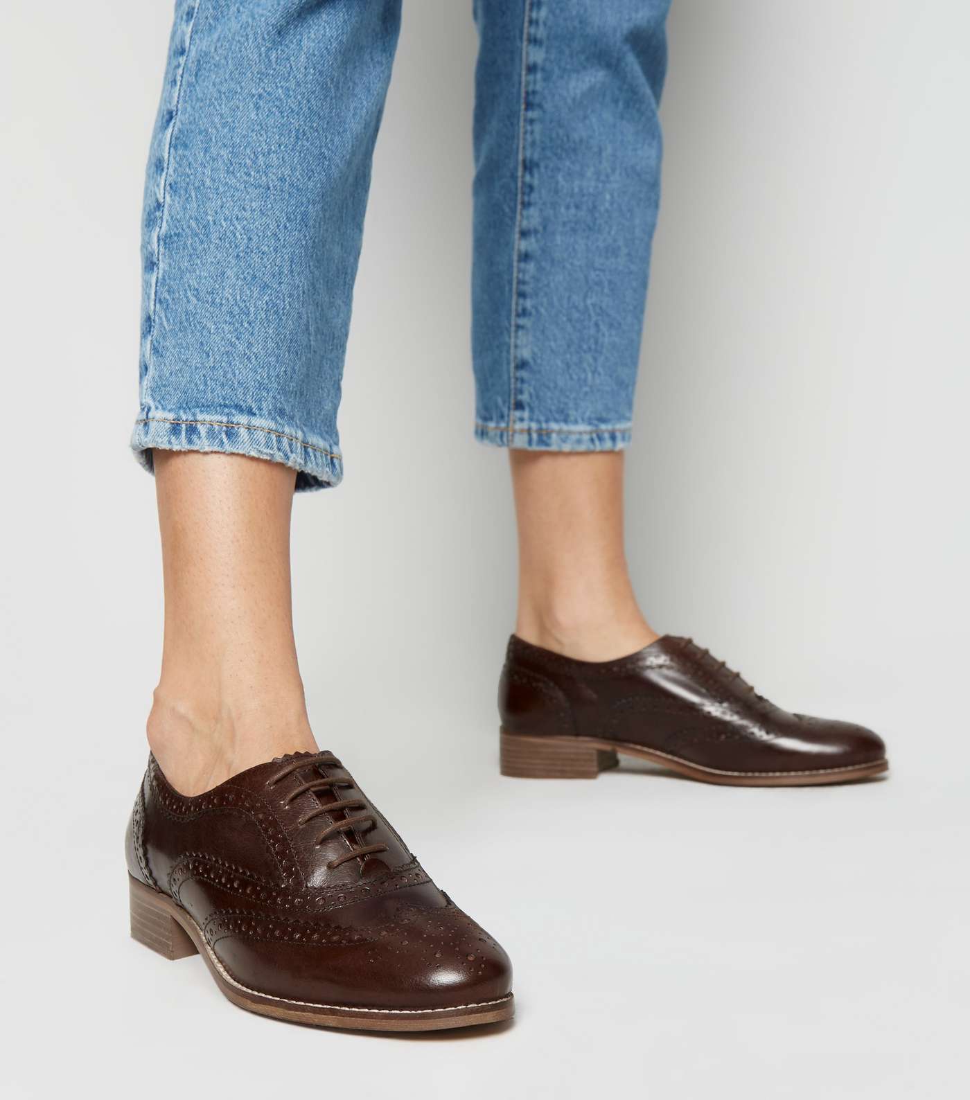 Brown Leather Lace Up Brogues Image 2