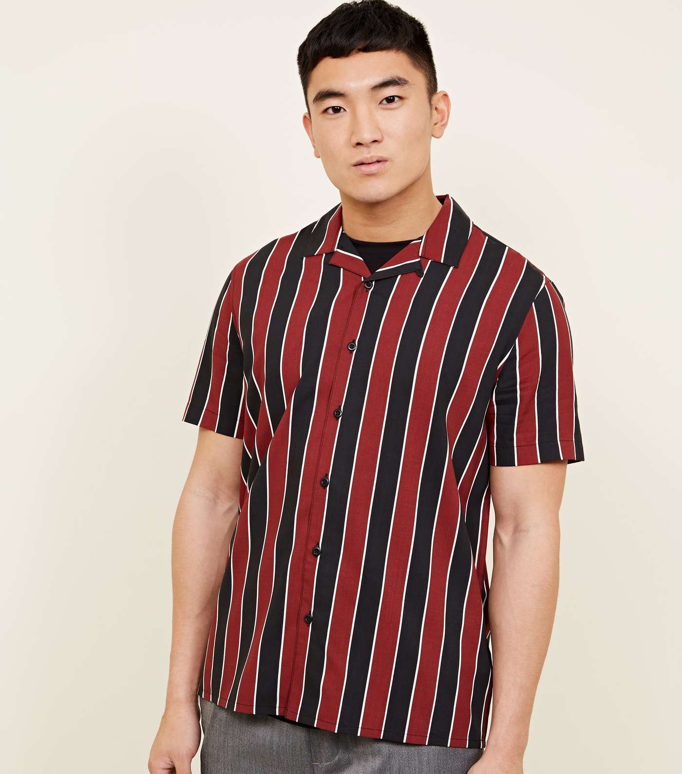 Red Stripe Revere Collar Short Sleeve Shirt