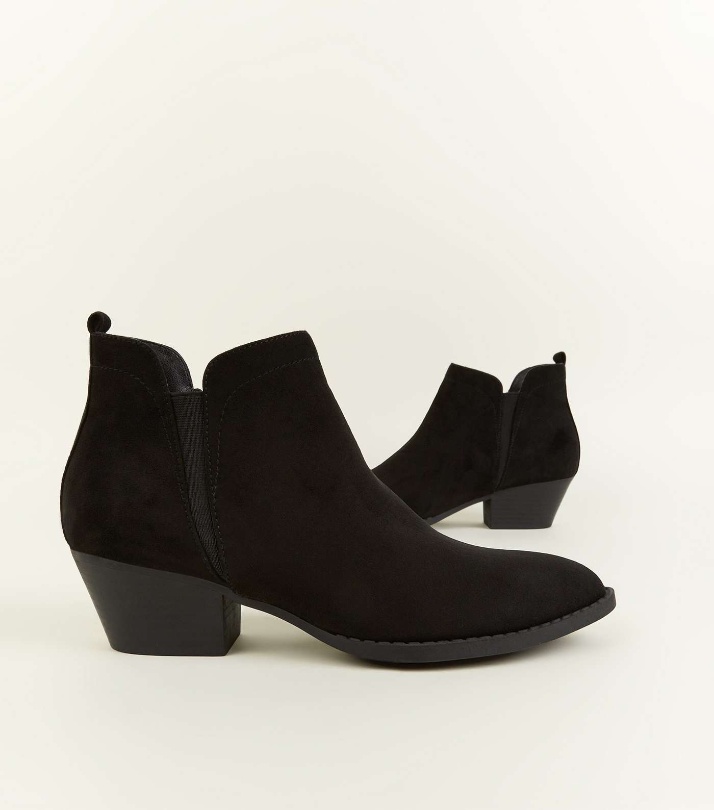 Black Pointed Western Chelsea Boots Image 3