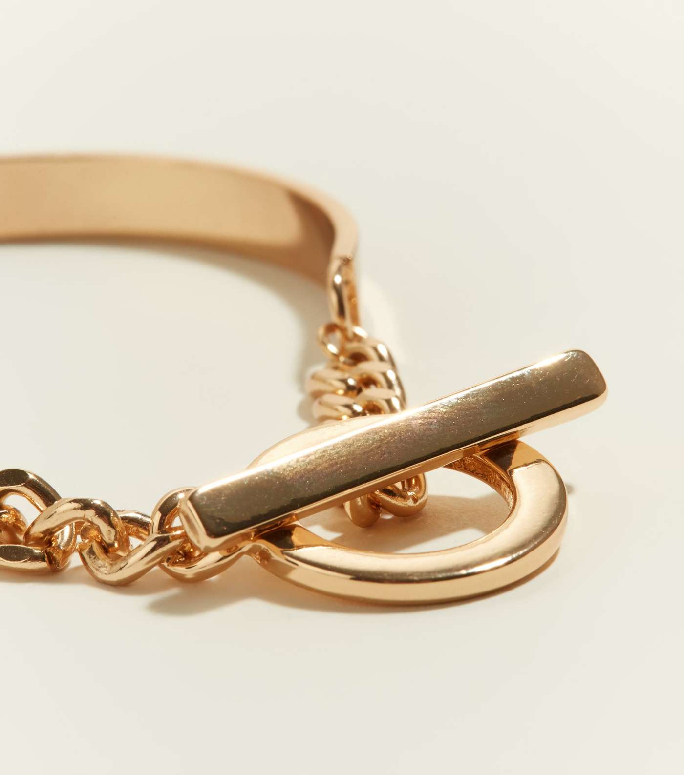 Gold Chain Bar Bracelet Image 2