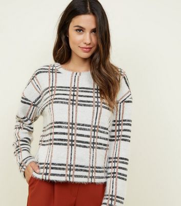 CLASSIC INSPIRATIONEN Damen Pullover im Jacquard Karomuster CLASSIC INSPIRATIONEN Damen Pullover im Jacquard Karomuster