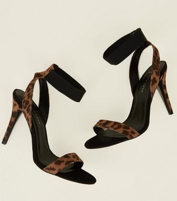 wide fit leopard print shoes uk