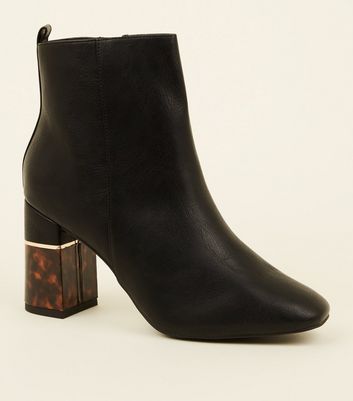 bottines ecailles noires