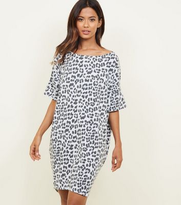 leopard print dress over t shirt