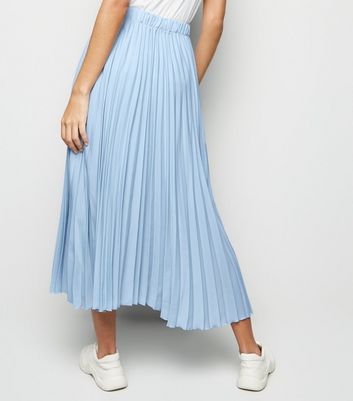 Pale blue 2024 pleated skirt