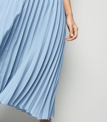 Pleated midi skirt light blue sale