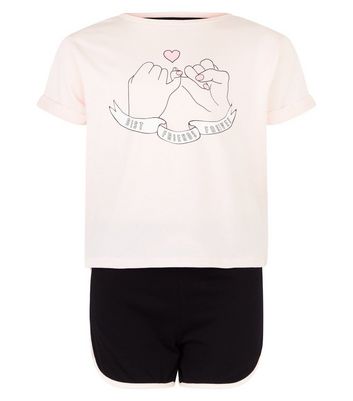 Friends pyjamas new online look