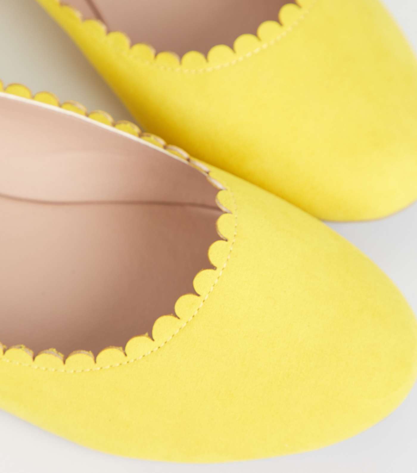 Wide Fit Yellow Scallop Edge Ballet Pumps Image 3