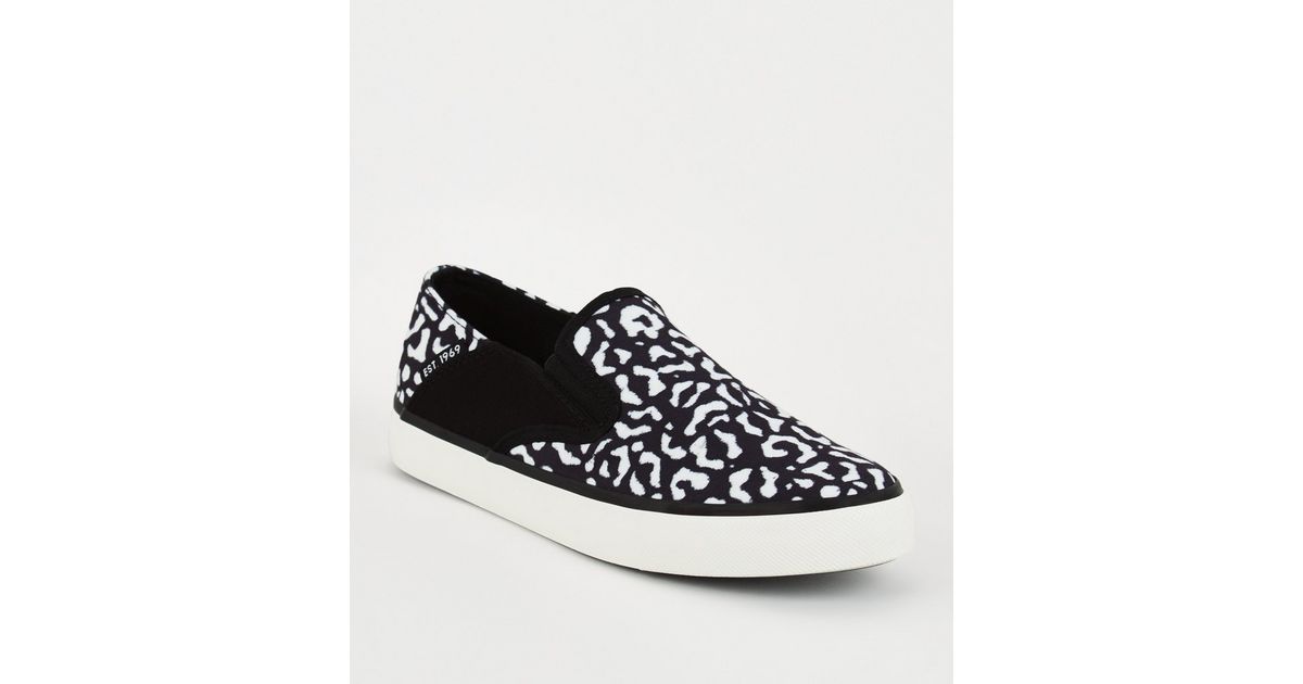 nike black and leopard print trainers