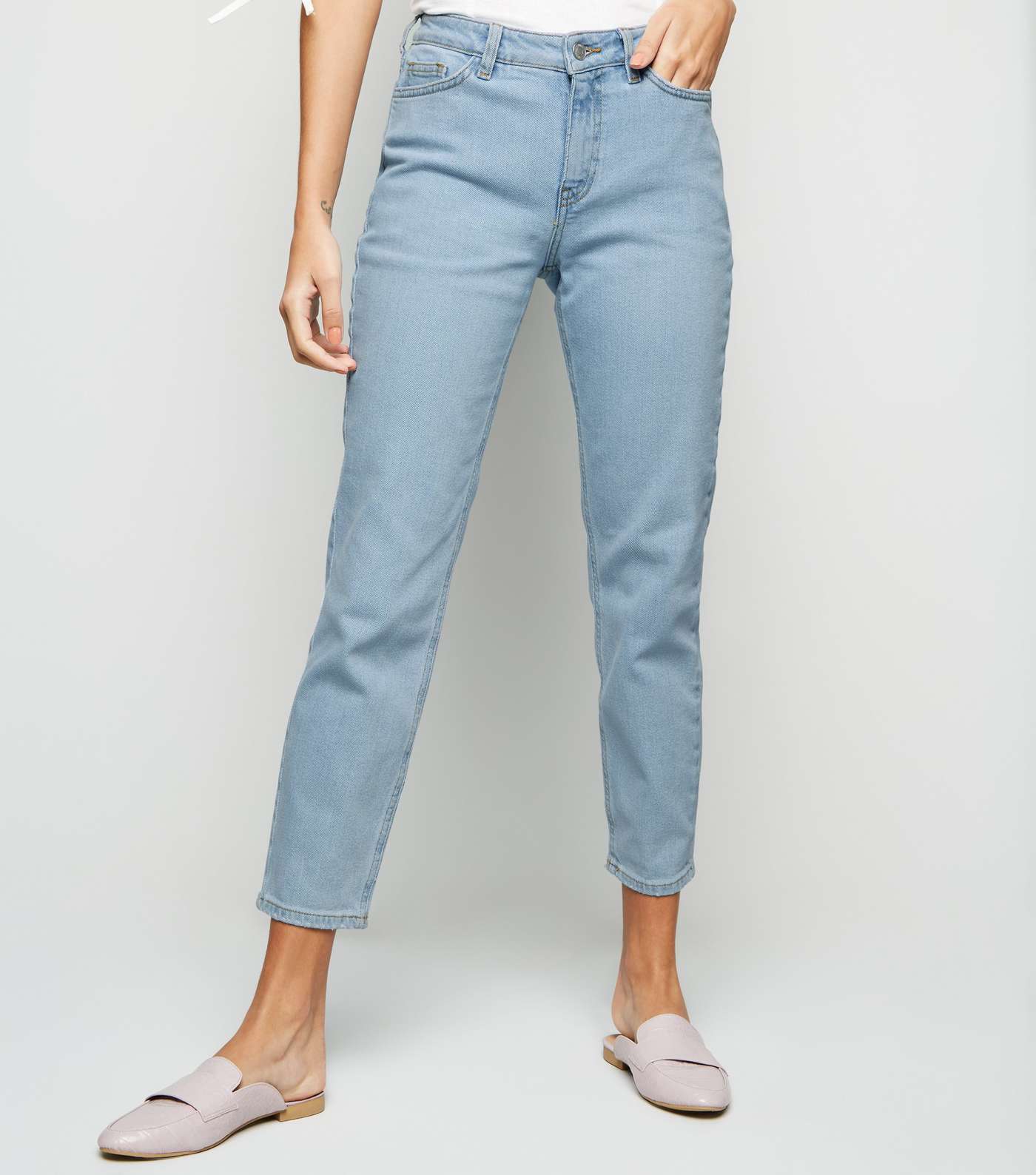 Pale Blue Relaxed Skinny Leyla Jeans Image 2
