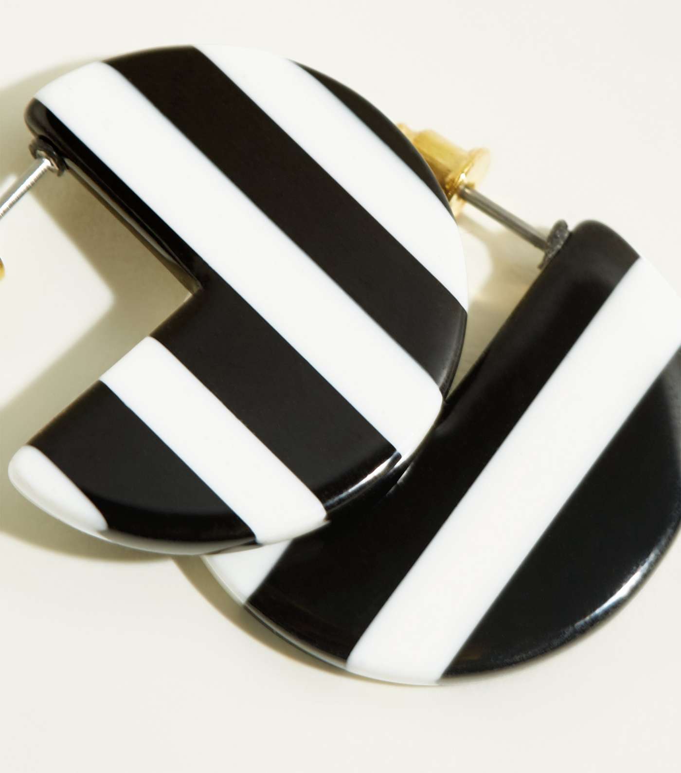 Black and White Stripe Resin Disc Earrings Image 3