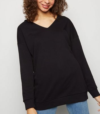 black v neck sweatshirt