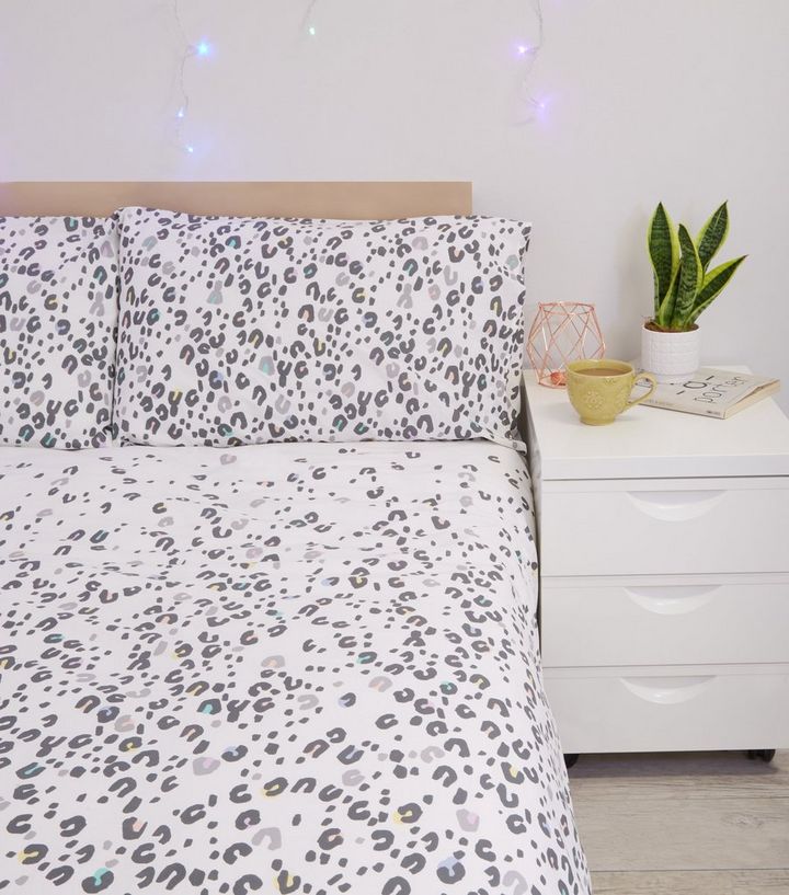 Grey Coloured Leopard Print Cotton Double Duvet Set New Look