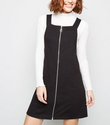 new look black pinafore