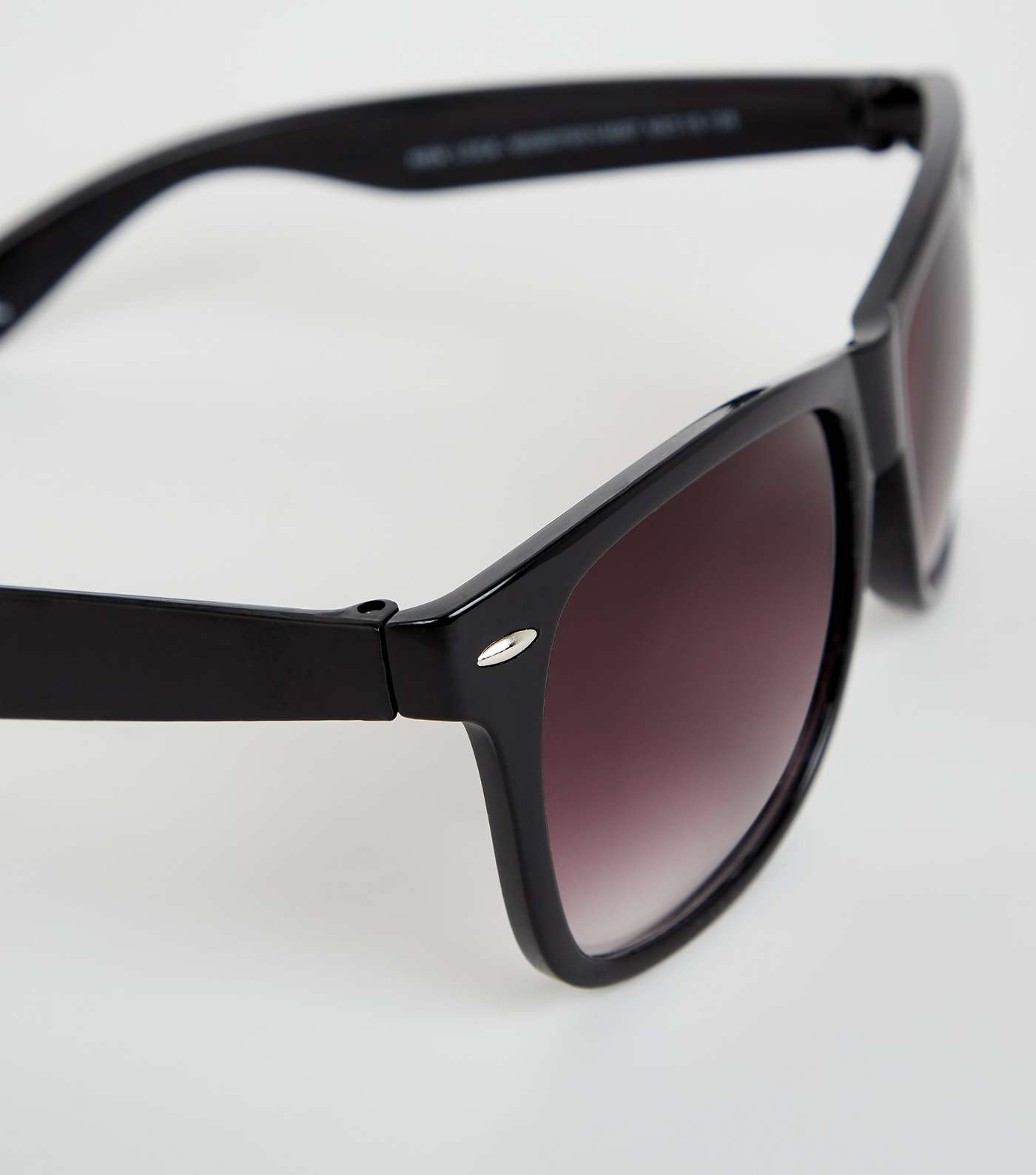 Black Square Sunglasses Image 3