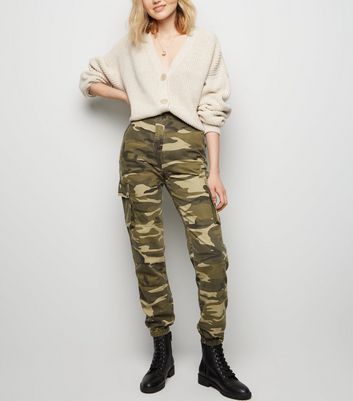 new look camouflage trousers