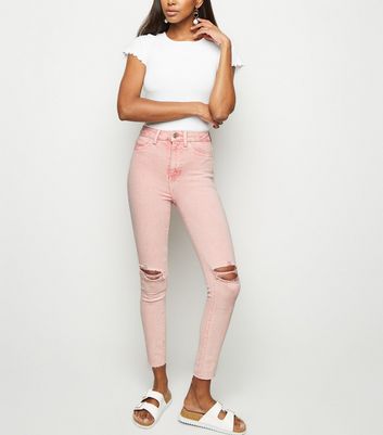 pink ripped jeans