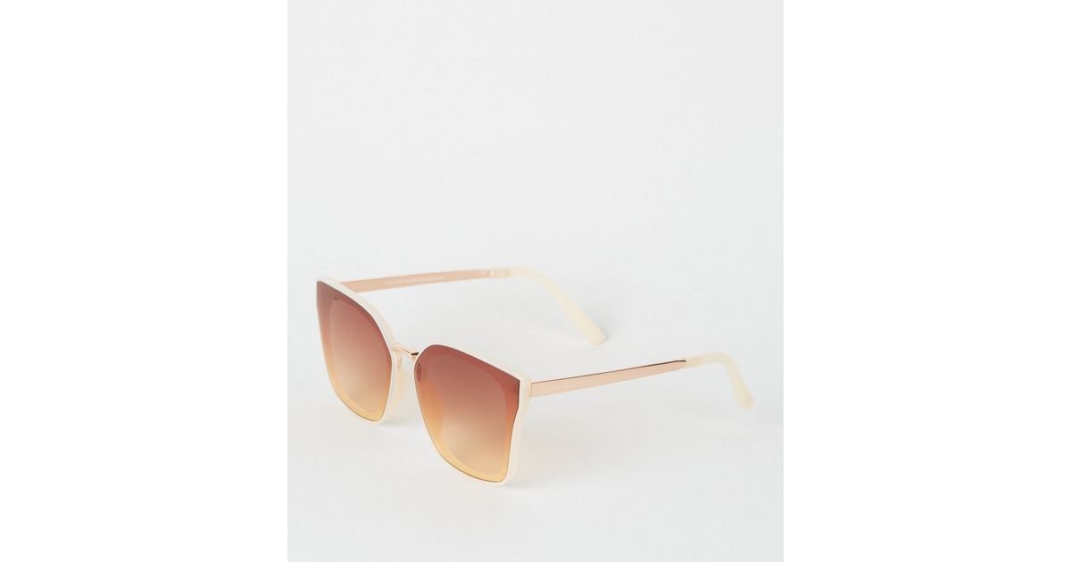 Lunettes de soleil oversize écru sans montures | New Look